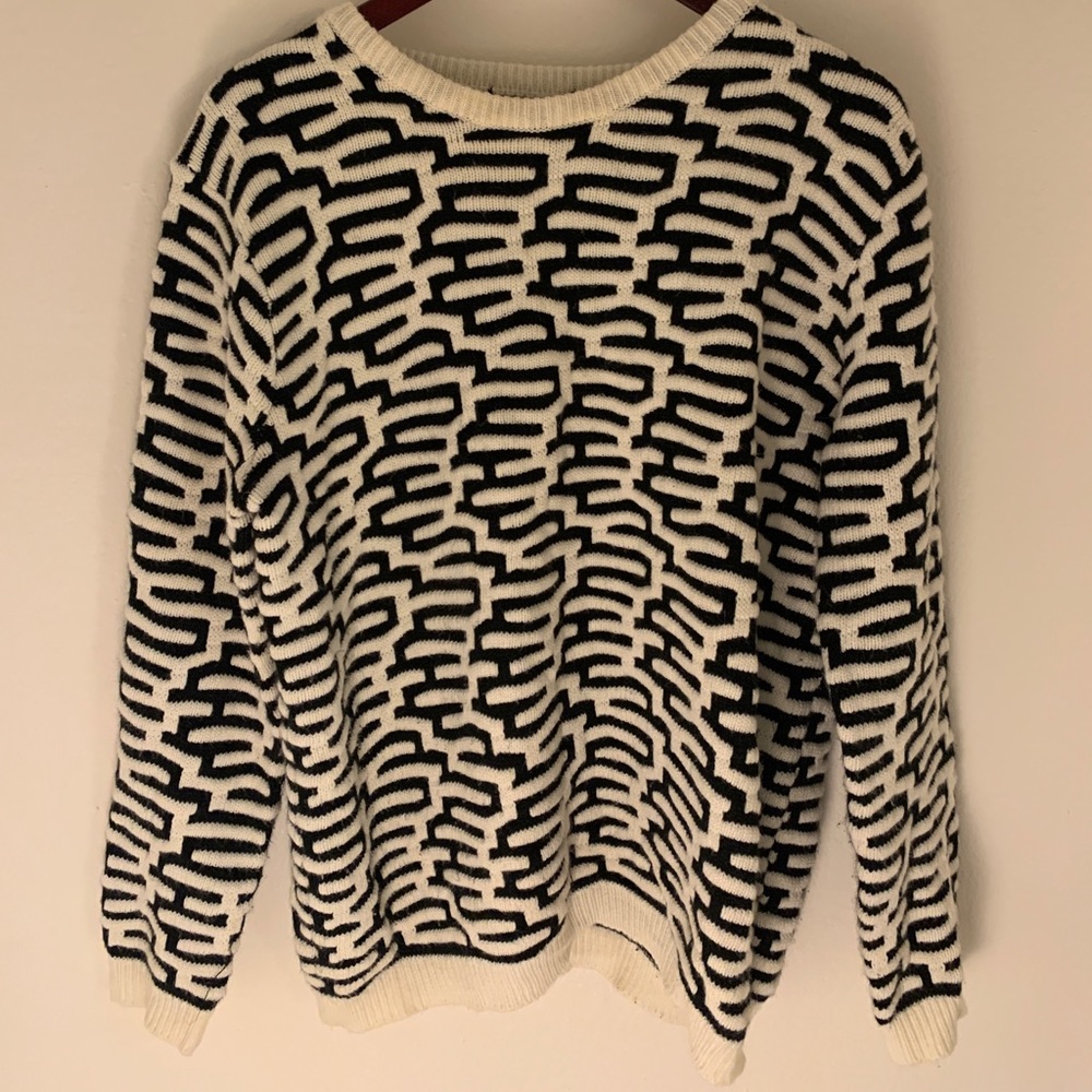 Vintage print sweater